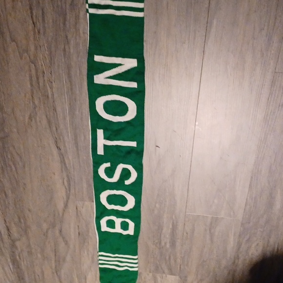 Reversible Celtics scarf - Picture 3 of 4